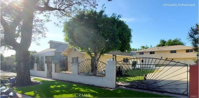 1003 W Myrtle Street, Santa Ana, CA 92703