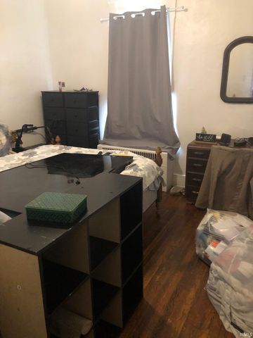 407 N Monroe Street, Muncie, IN 47305