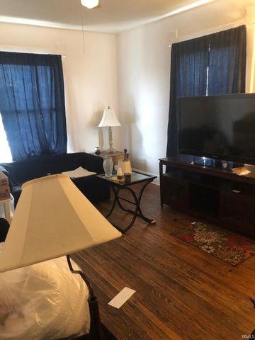 407 N Monroe Street, Muncie, IN 47305
