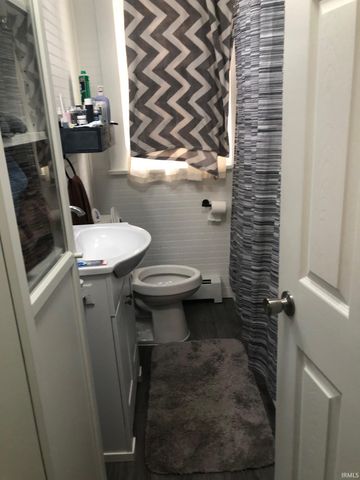 407 N Monroe Street, Muncie, IN 47305