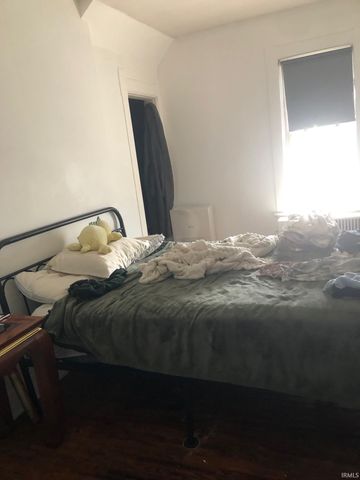 407 N Monroe Street, Muncie, IN 47305