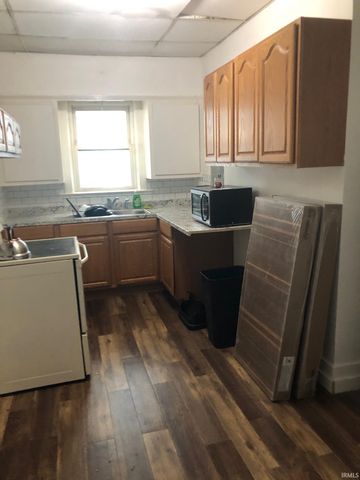 407 N Monroe Street, Muncie, IN 47305