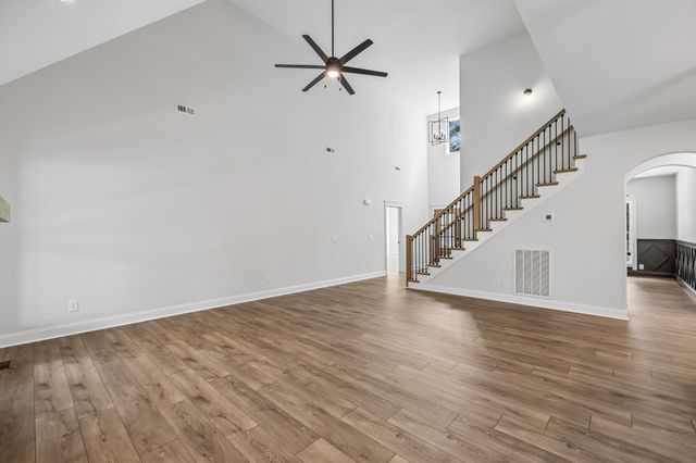 4025 Sadie Grace Way, Clarksville, TN 37042