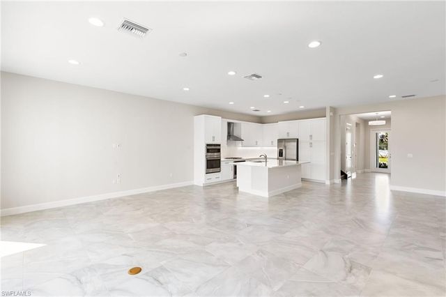 21041 Teak Tree TER, Estero, FL 33928