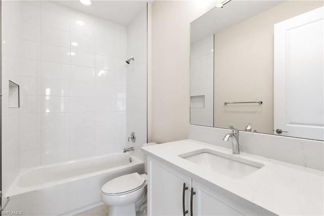 21041 Teak Tree TER, Estero, FL 33928