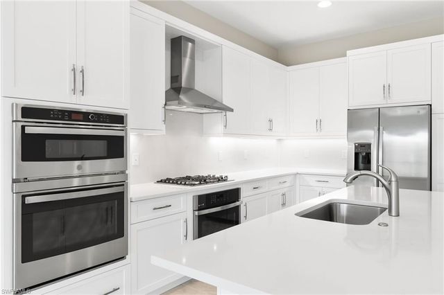 21041 Teak Tree TER, Estero, FL 33928