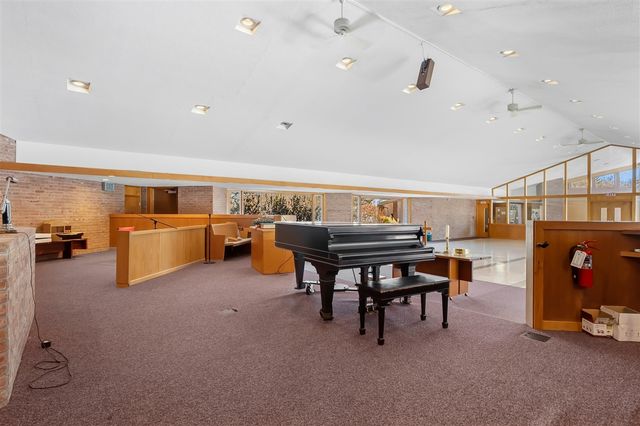 2208 Winchell Avenue, Kalamazoo, MI 49008