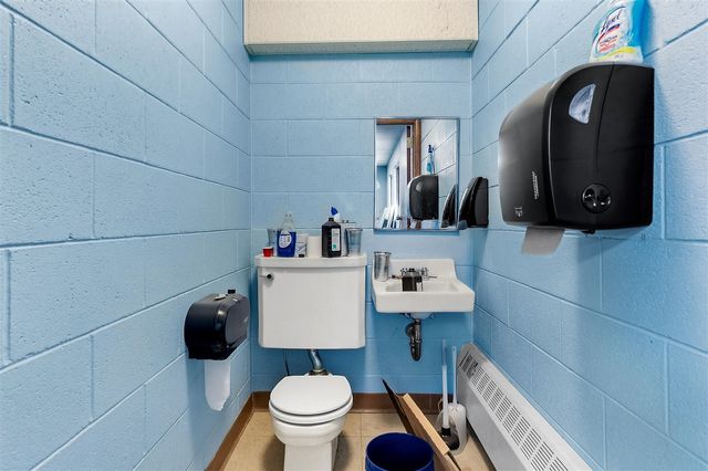 2208 Winchell Avenue, Kalamazoo, MI 49008