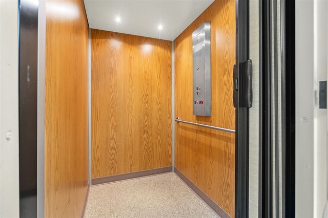 2208 Winchell Avenue, Kalamazoo, MI 49008