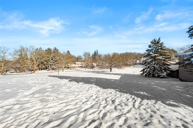 2208 Winchell Avenue, Kalamazoo, MI 49008