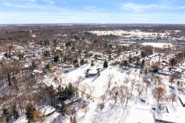 2208 Winchell Avenue, Kalamazoo, MI 49008