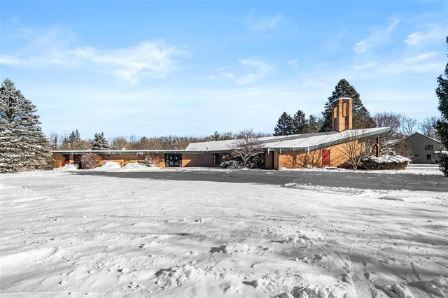 2208 Winchell Avenue, Kalamazoo, MI 49008