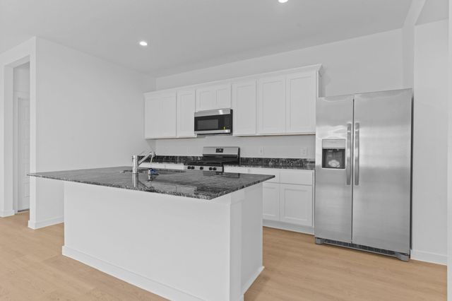 9034 Rose Water, Iowa Colony, TX 77583