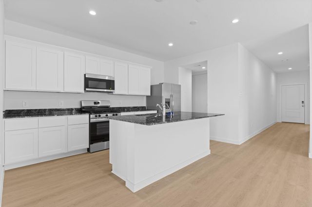 9034 Rose Water, Iowa Colony, TX 77583