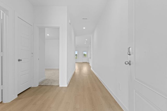 9034 Rose Water, Iowa Colony, TX 77583