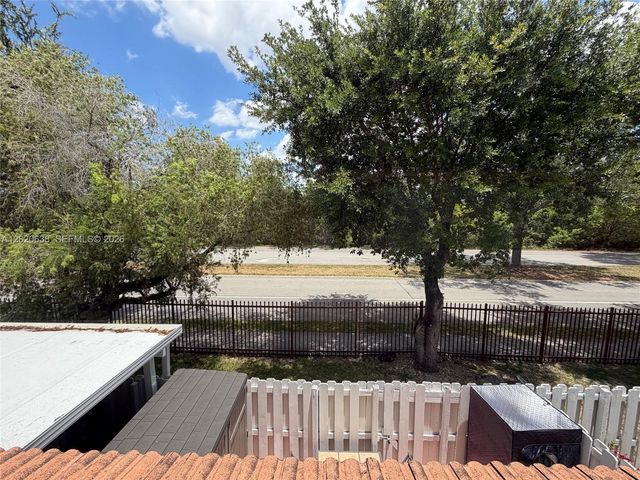 13877 SW 62nd Ter, Miami, FL 33183
