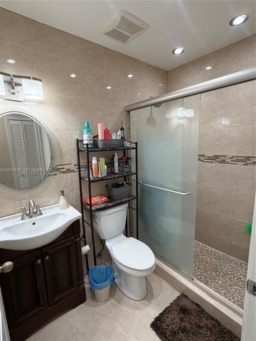 13877 SW 62nd Ter, Miami, FL 33183