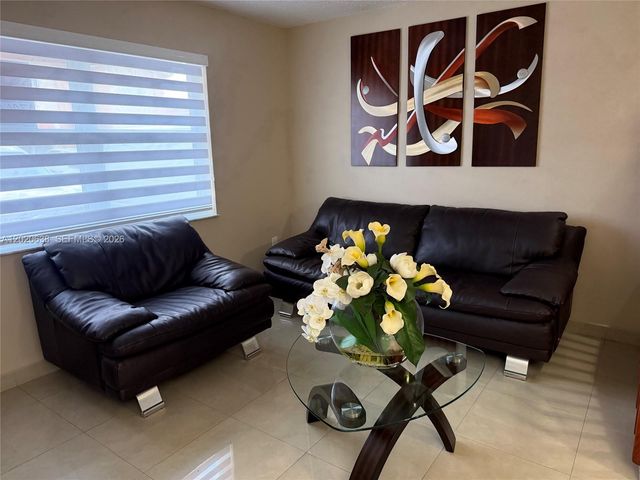 13877 SW 62nd Ter, Miami, FL 33183