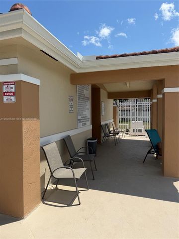 13877 SW 62nd Ter, Miami, FL 33183