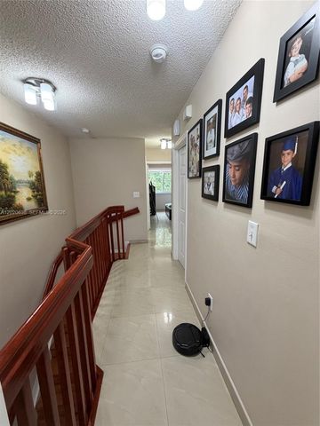 13877 SW 62nd Ter, Miami, FL 33183