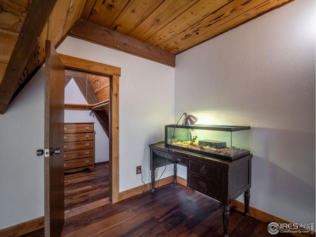 208 Wild Tiger Rd, Boulder, CO 80302