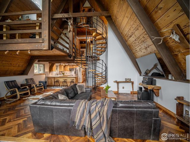 208 Wild Tiger Rd, Boulder, CO 80302