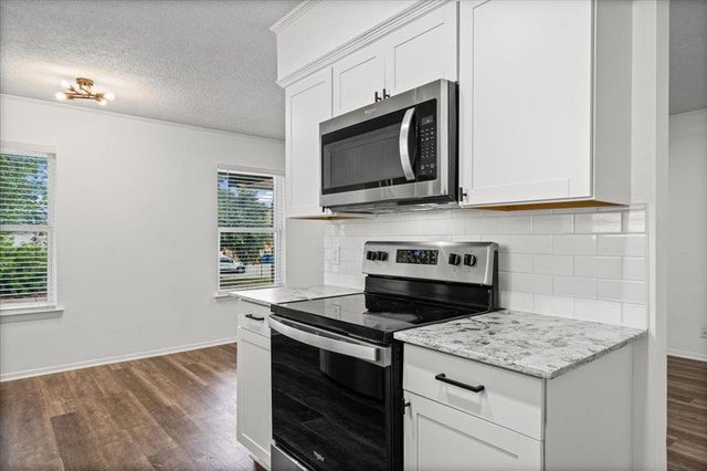 3415 Willowrun DR D, Austin, TX 78704