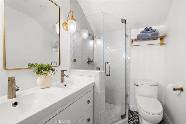 916 Bluebird Canyon Drive, Laguna Beach, CA 92651