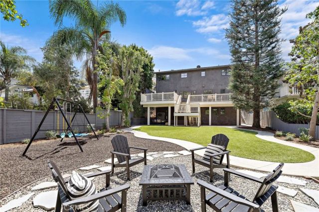 916 Bluebird Canyon Drive, Laguna Beach, CA 92651