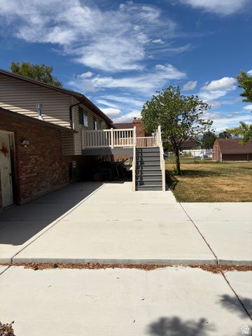 5054 S 3550 W, Roy, UT 84067