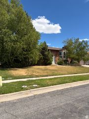 5054 S 3550 W, Roy, UT 84067