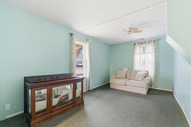 1429 10TH Avenue, Council Bluffs, IA 51501