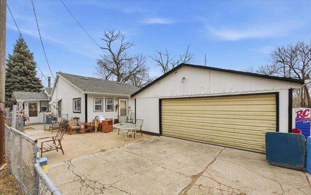 1429 10TH Avenue, Council Bluffs, IA 51501