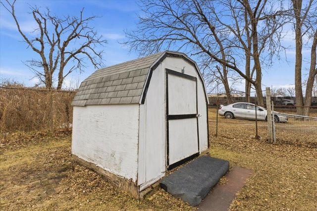 1429 10TH Avenue, Council Bluffs, IA 51501