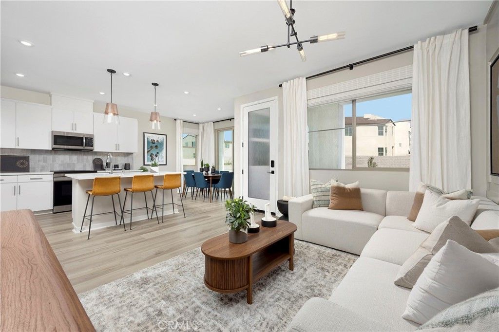 Image 4 of property listing at 3234 South Agate Paseo, Ontario, CA 91761