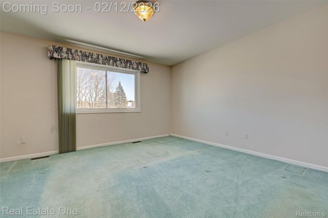 46536 Red River Drive, Macomb Township, MI 48044