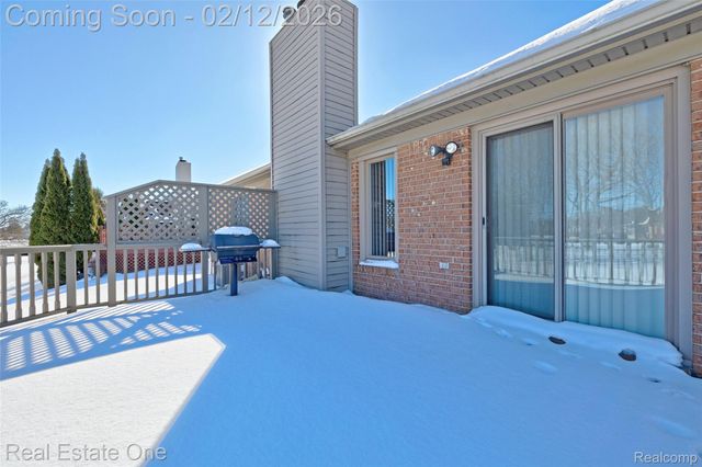 46536 Red River Drive, Macomb Township, MI 48044