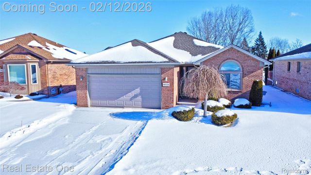 46536 Red River Drive, Macomb Township, MI 48044