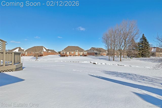 46536 Red River Drive, Macomb Township, MI 48044