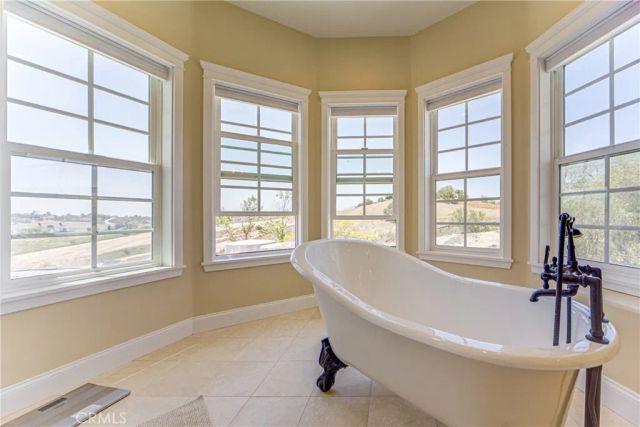 39911 Green Meadow Road, Temecula, CA 92592