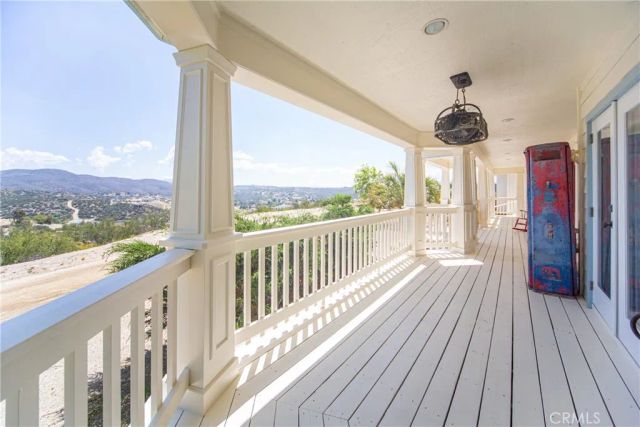 39911 Green Meadow Road, Temecula, CA 92592