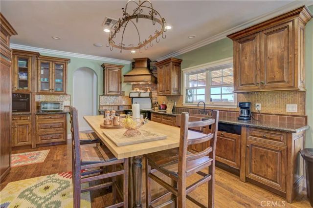 39911 Green Meadow Road, Temecula, CA 92592
