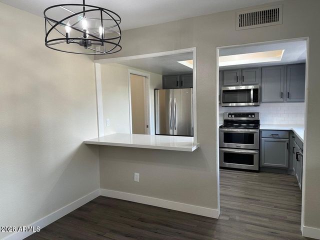 4518 W PARADISE Drive, Glendale, AZ 85304