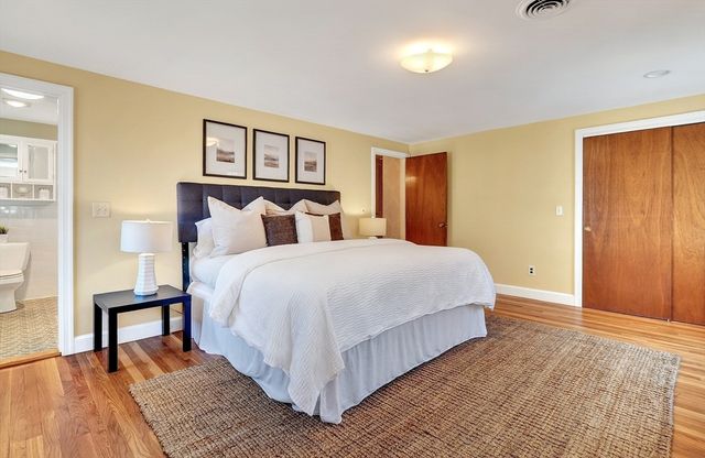 70 Ellis Farm Lane, Melrose, MA 02176