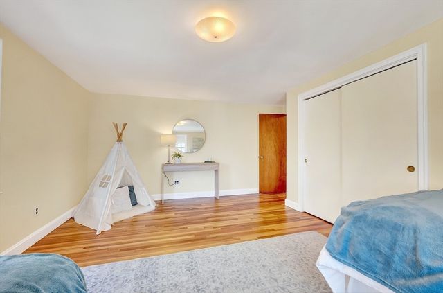 70 Ellis Farm Lane, Melrose, MA 02176