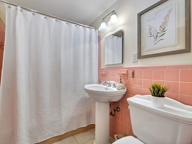 70 Ellis Farm Lane, Melrose, MA 02176