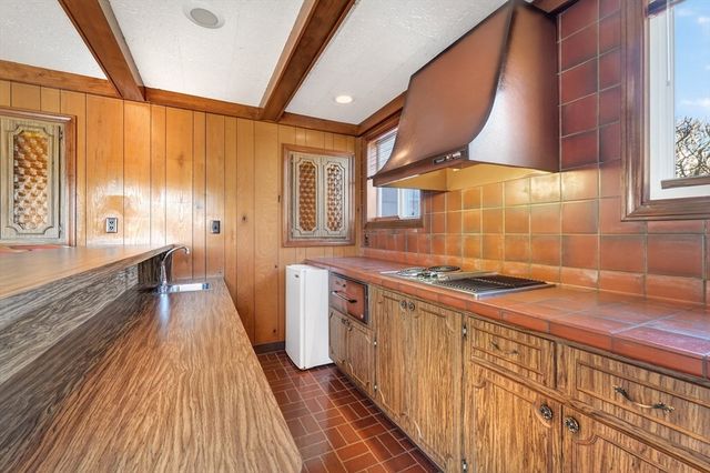 70 Ellis Farm Lane, Melrose, MA 02176