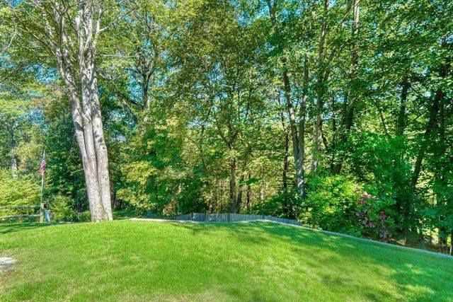 70 Ellis Farm Lane, Melrose, MA 02176