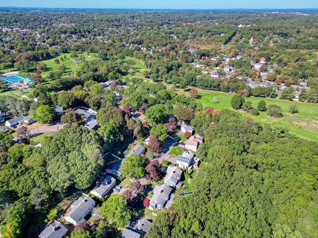 70 Ellis Farm Lane, Melrose, MA 02176