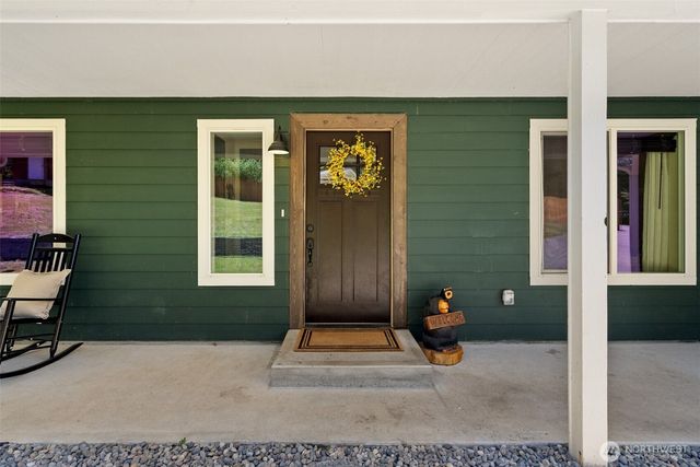 308 Key Peninsula Highway NW, Lakebay, WA 98349